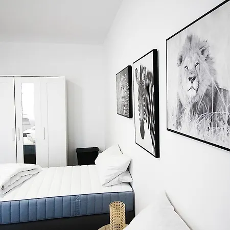 Apartamento Sh Team 4 Für Max 19 Personen L Monteure L Messe L Business *