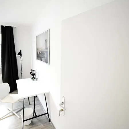 Sh Team 4 Fuer Max 19 Personen L Monteure L Messe L Business Duisburg