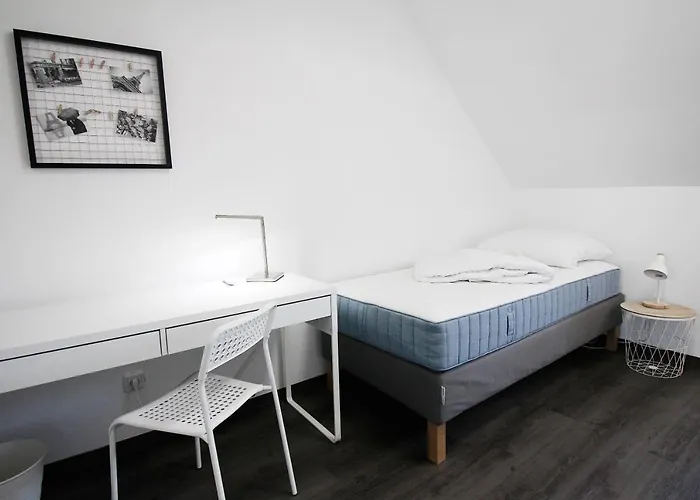 Sh Team 4 Fuer Max 19 Personen L Monteure L Messe L Business 公寓 杜伊斯堡