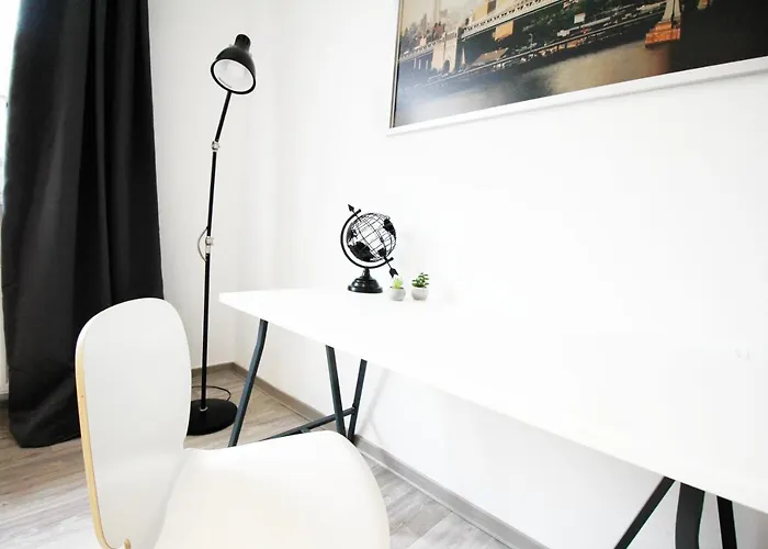 Apartamento Sh Team 4 Für Max 19 Personen L Monteure L Messe L Business Duisburg