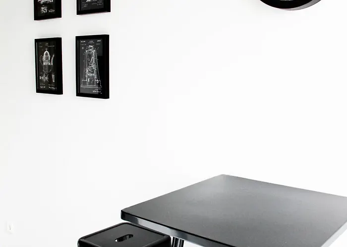 Sh Team 4 Für Max 19 Personen L Monteure L Messe L Business Apartamento Duisburg